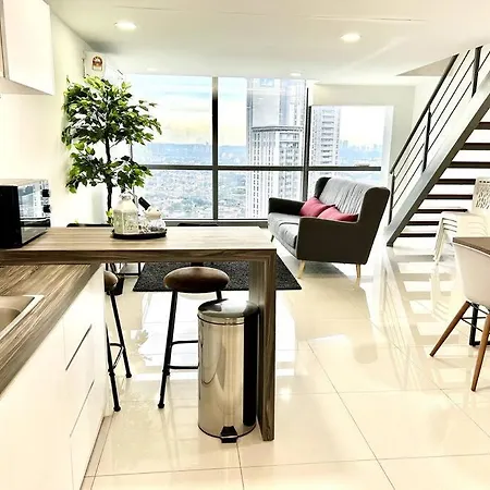 Pinnacle Pj-Duplex,Projector,Free Parking,Near Lrt,2-6Pax Petaling Jaya Exterior photo