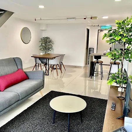 Pinnacle Pj-Duplex,Projector,Free Parking,Near Lrt,2-6Pax Petaling Jaya Exterior photo